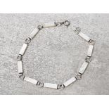 Silver and mother of pearl bars bracelet 7.4g gross