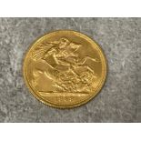 22ct gold 1958 full sovereign coin