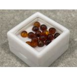 3.85cts Amber round Cabochons