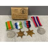 Medals World War II group of 4 war medals, defence medal 39/45 star Atlantic star together in