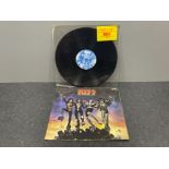 Kiss Destroyer vinyl album and creatures of the night autographed to reverse