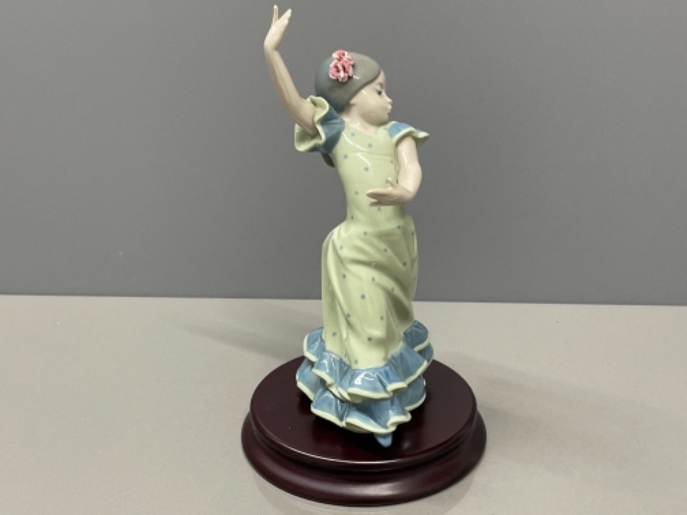 Lladro 5192 Lolita in good condition and original box - Image 2 of 3