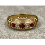 18ct gold ruby and diamond ring size N 2.9g