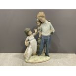Lladro 5702 Back to school in good condition