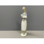 Lladro 4505 girl holding lamb