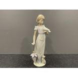 Lladro 7611 summer stroll in original box