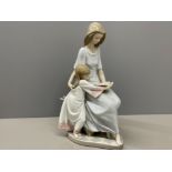 Lladro 5457 bedtime stories in good condition