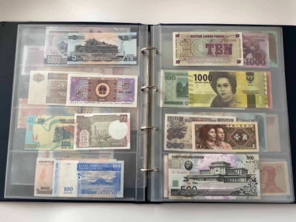 Collectors range album of uncirculated banknotes from around the world, 10 pages to include Asian, - Image 3 of 3