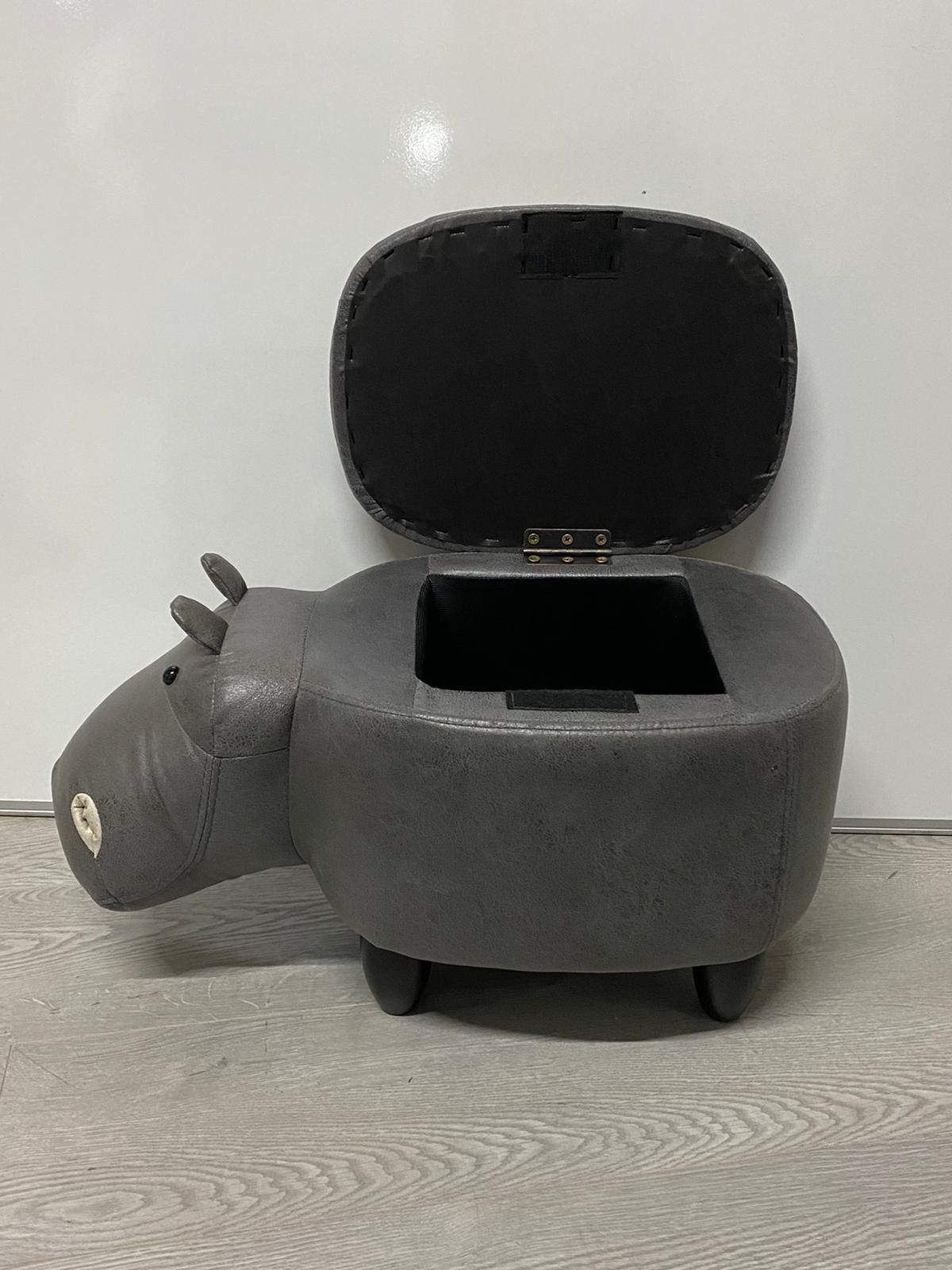 Small Hippo storage stool 34cm in height - Image 3 of 3