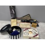 Miscellaneous items including cameras and costume jewellery etc