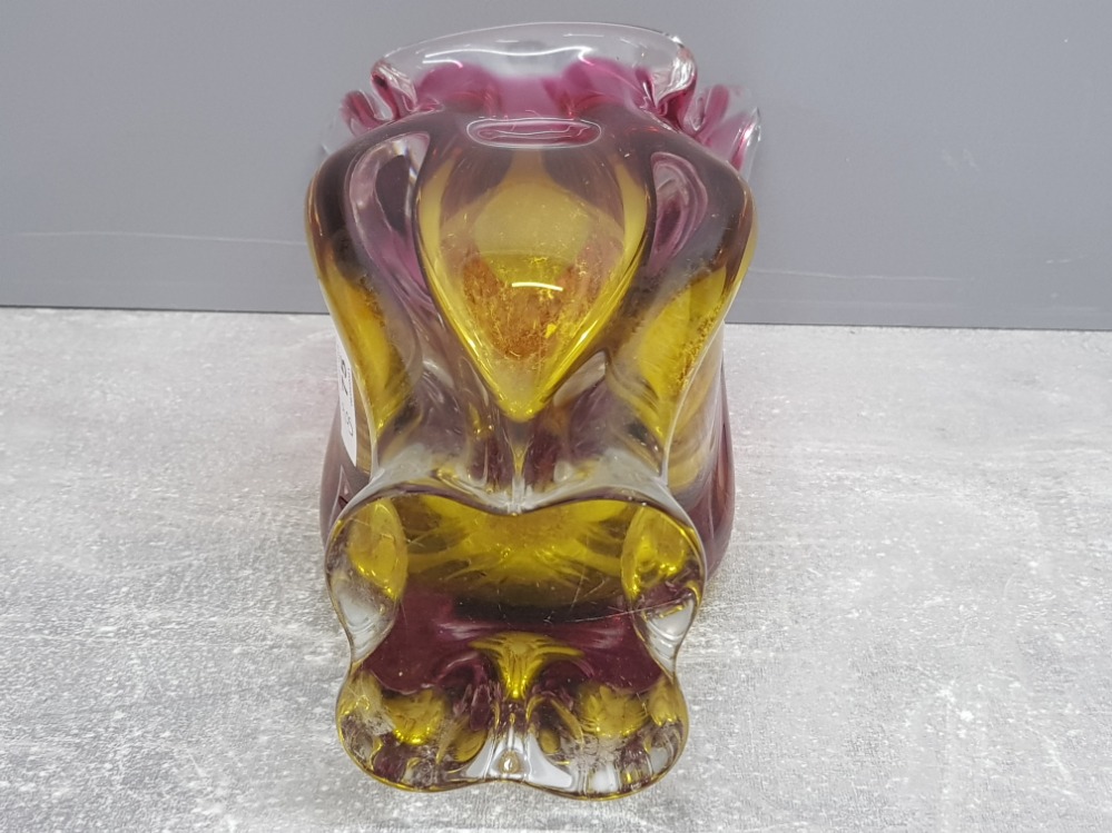 Massive strawberry and gold cased clear 12cms high Josef Hospodka vase for Chribska - Image 3 of 3