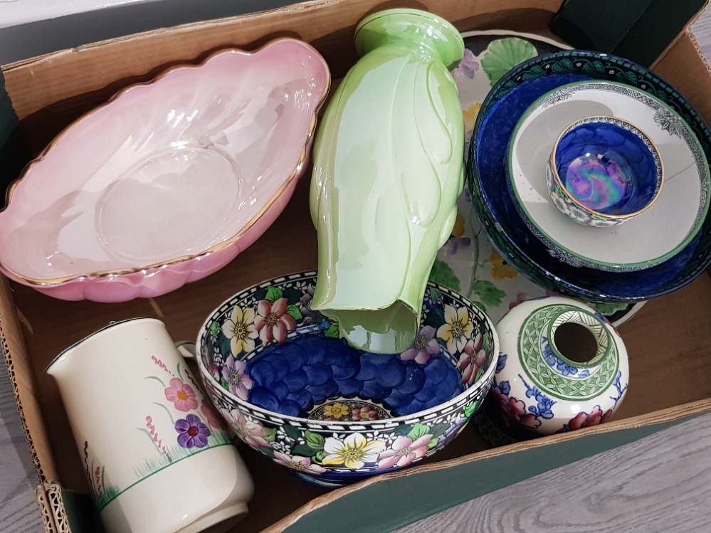 Box containing miscellaneous Maling luster pieces, mainly bowls