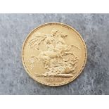 22ct gold 1884 full sovereign coin, young head