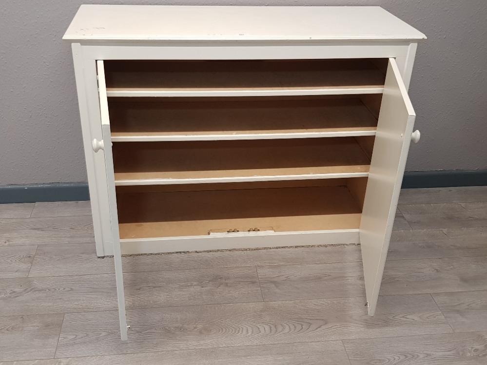 White painted storage cabinet shelved internally with three shelves.two doors to front - Image 2 of 2