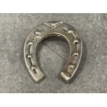 Large sterling silver horseshoe brooch 14.50g