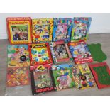 14 vintage Hoopla games includes jurrasic park, postman pat, noddy, superheroes etc, 9 boxed