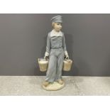 Lladro 4811 Dutch boy with Pails in good condition