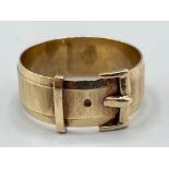 Vintage 9ct gold Buckle ring 3.7g