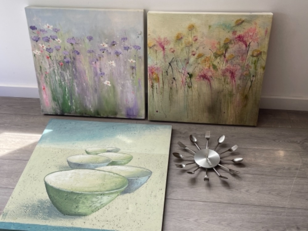 3 large canvases and a Kitchen novelty clock