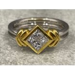 Ladies 18ct white gold Diamond ring. Comprising of 4 princess cut diamonds set in square of 18ct