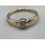 Ladies 9ct gold solitaire ring. Featuring a CZ and size L1/2