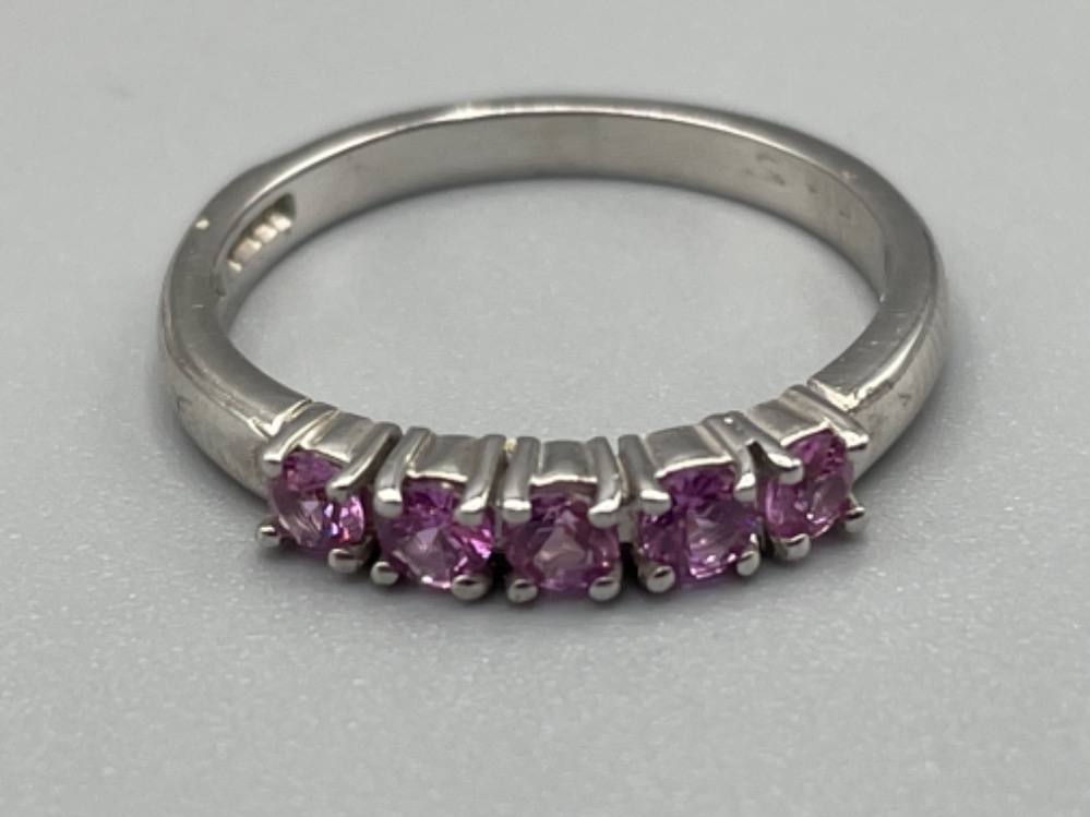 Ladies 18ct white gold Pink sapphire ring. Comprising of 5 round pink sapphires all claw set. 2.