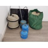 2 caravan water barrels with 1 roller together with 3 gas bottles and Euro Kera Diplomat cooker hob