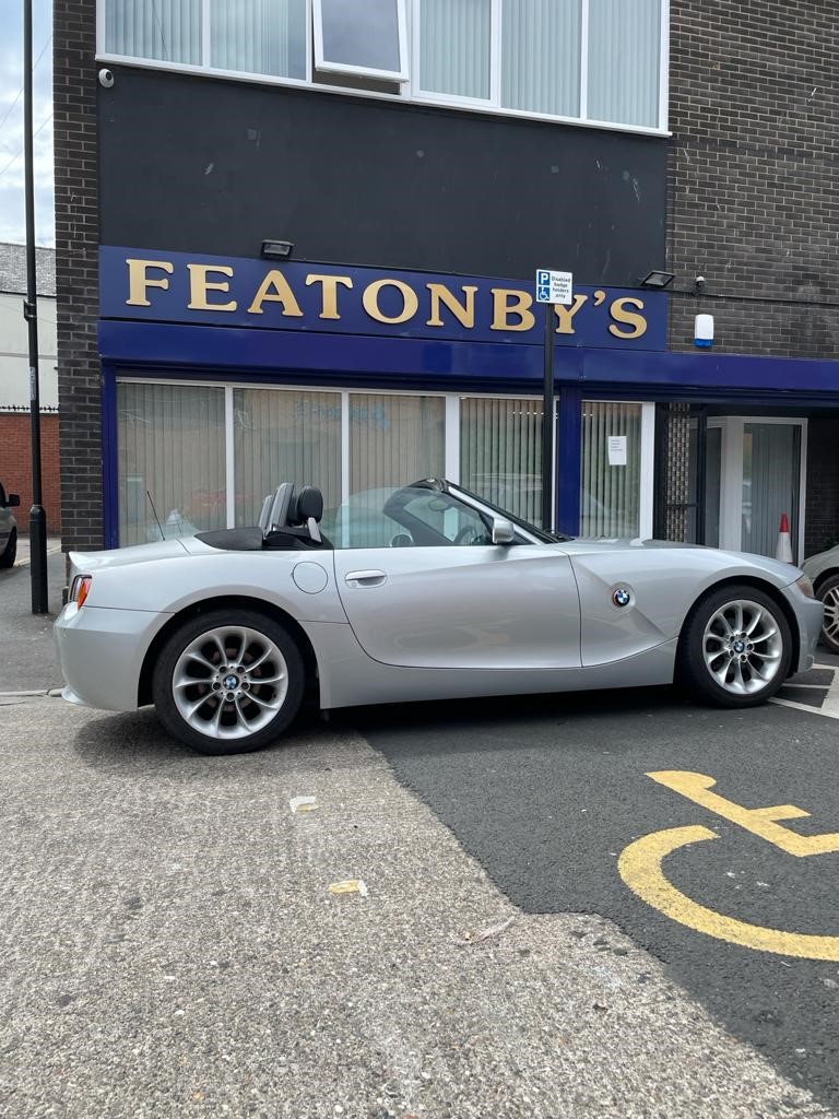 BMW Z4 2.2cc Roadster in fantastic condition. Electric hood and motor with leather heated seats.