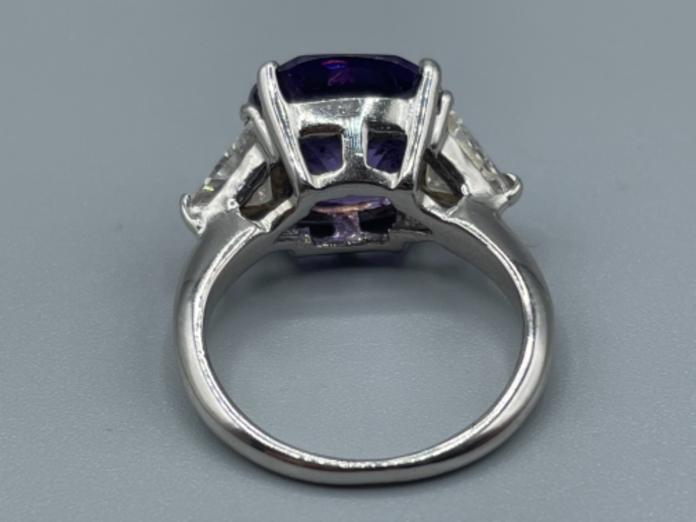 Ladies 9ct white gold Purple and White stone ring. Size M 7.16g - Bild 3 aus 3