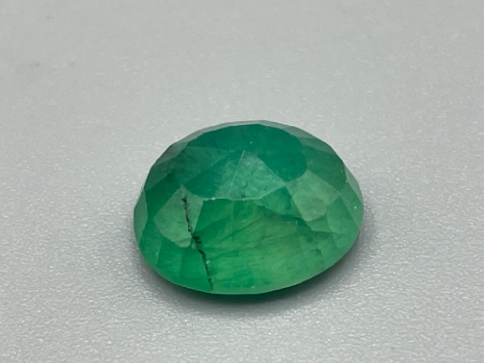 4.98ct oval cut green gemstone with certificate - Bild 2 aus 2