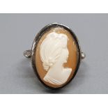 Foreign silver and cameo ring, 3.7g size N