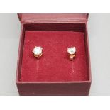 9ct gold CZ Stud earrings 1g gross