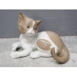 Lladro 5114 surprised cat