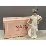 Nao by Lladro 1110. Girl dancing in original box