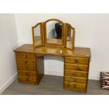 Pine dressing table