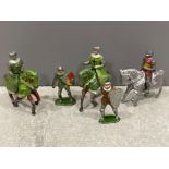 Vintage Hollowcast lead Knights. Knights round table. (45)