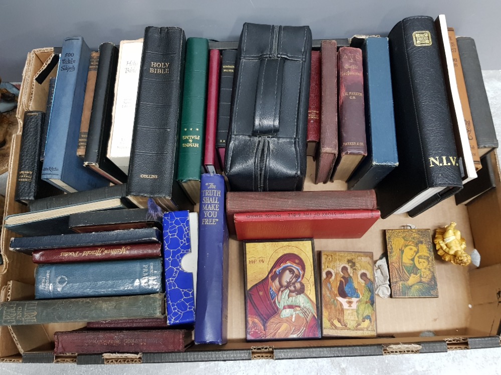 Box containing a large Quantity of Holy Bibles, Religious Nativity figures and Plaques - Image 2 of 2