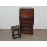 Reproduction mahogany inlaid bureau fitted with 4 drawers with keys and leather insert plus a