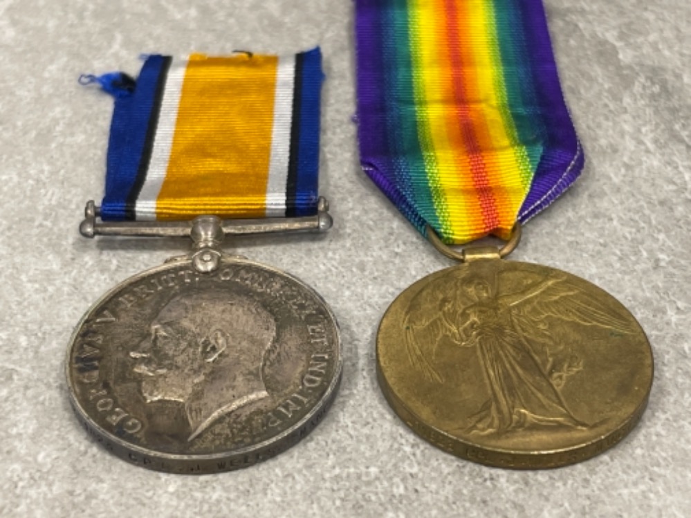 Medals WWI pair silver and victory medals awarded to Cpl J. Wells Manchester reg 201823