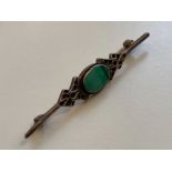 Silver and malachite bar brooch, 4.1g