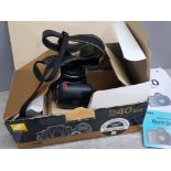 Black D40 kit by Nikon in original box, charger broke but still functions