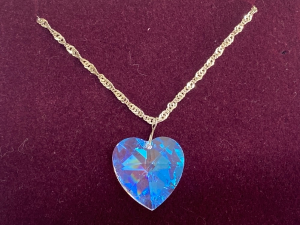Crystal heart shaped pendant on stylish silver chain, boxed