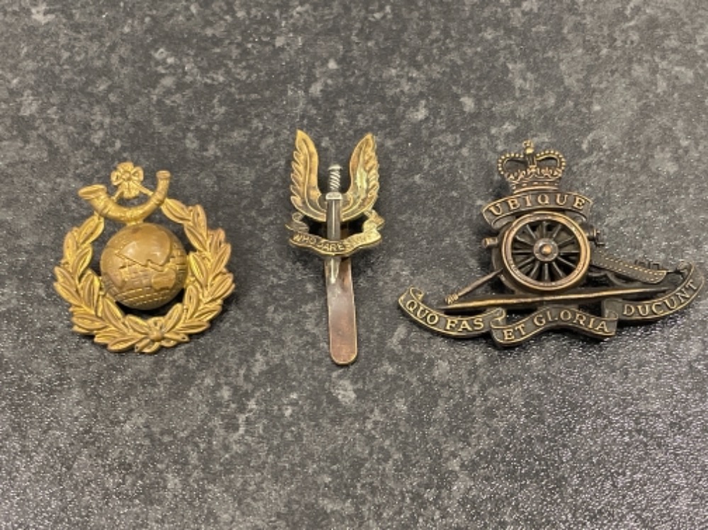 Military badges and buttons accumulation - Image 2 of 3