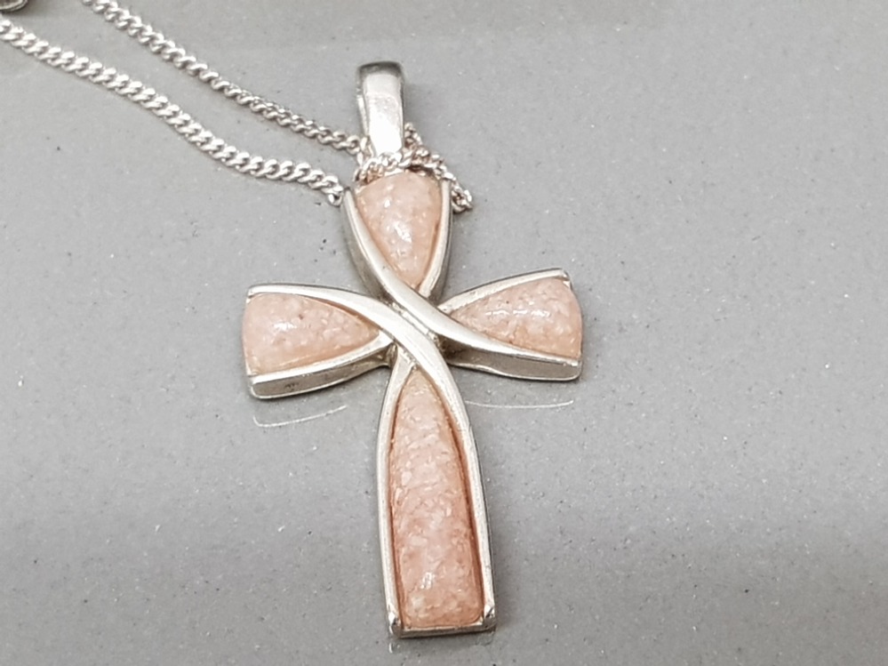 2 silver cross pendants & 1 silver chain 9.4g - Image 3 of 4