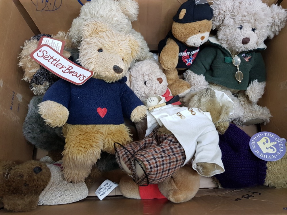 Box of 9 Teddies includes Walkers and Settler bears