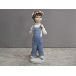 Lladro figure 4898 boy from madrid with accordion