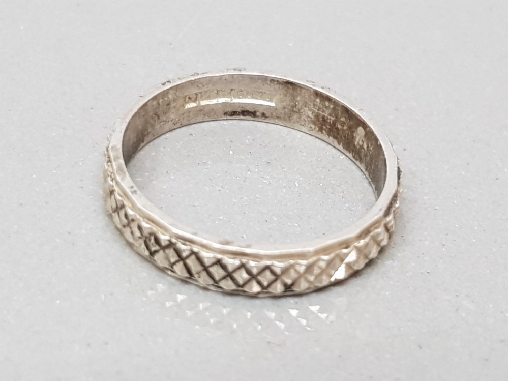 3 silver band rings, 5g total - Image 3 of 4