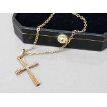 9ct gold cross & 9ct gold chain, 2.1g