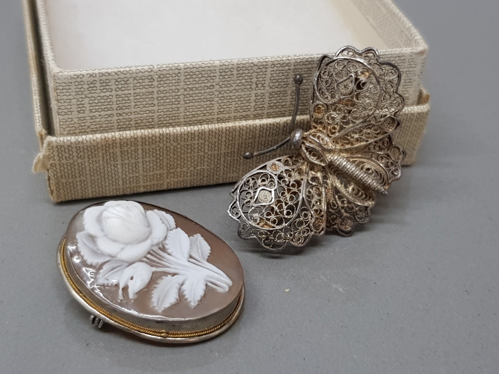 Silver rose cameo broach & filigree butterfly broach, 12.4g total