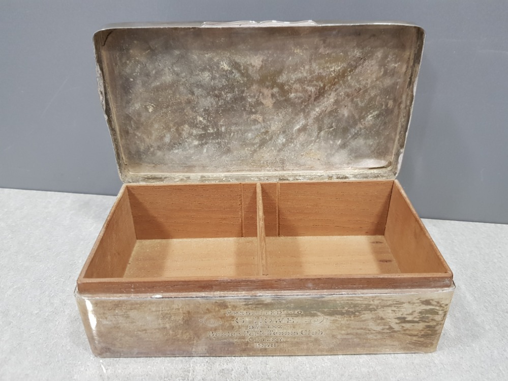 George V sterling silver box originally presented by Baxer Park tennis club, Birmingham 1934-5, - Image 2 of 3